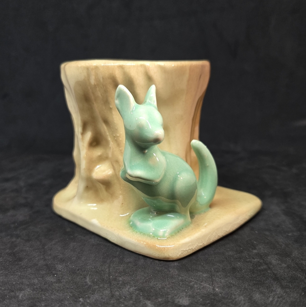 Vintage Morton Pottery Kangaroo Tree Stump Planter